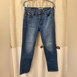 Levi's Women's Boyfriend Blue Jeans